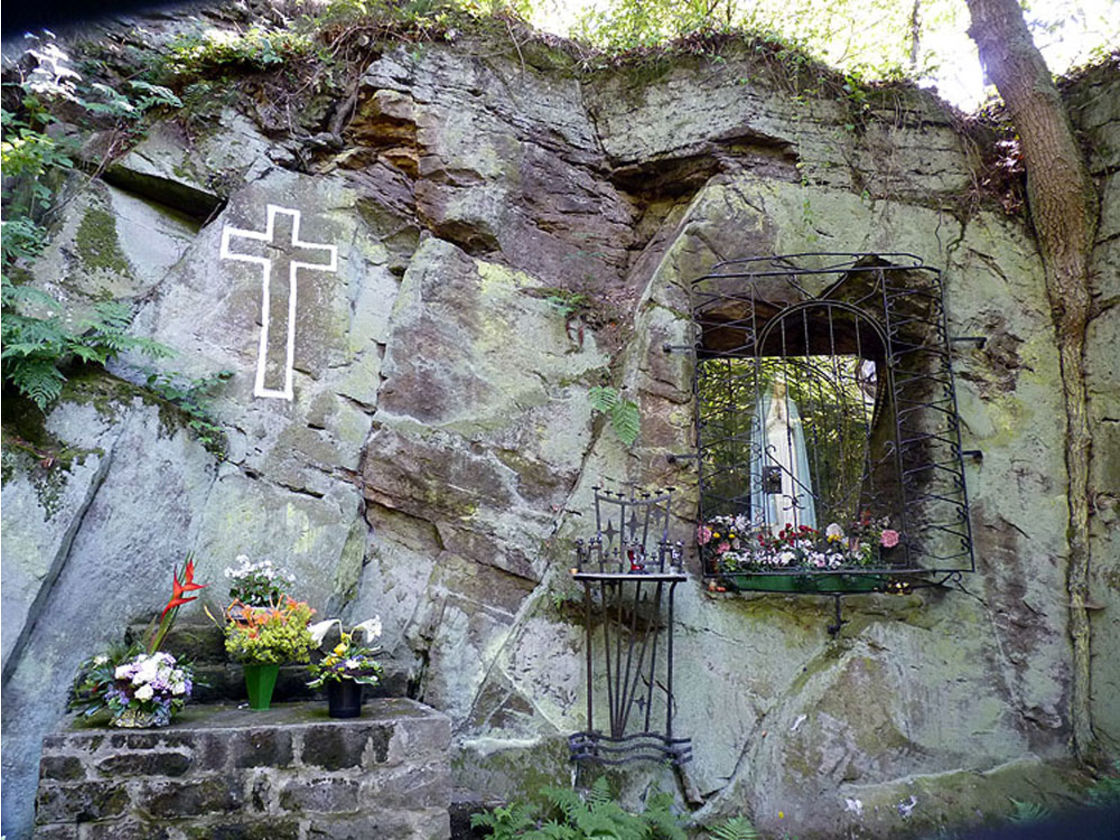 Die Fatima Grotte in Naumburg (Foto: Karl-Franz Thiede)